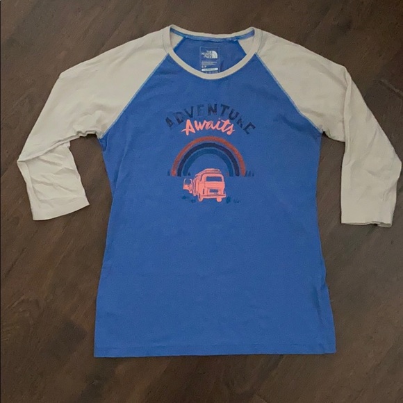 NorthFace Women’s Small 3/4 sleeve T-shirt - Picture 1 of 3